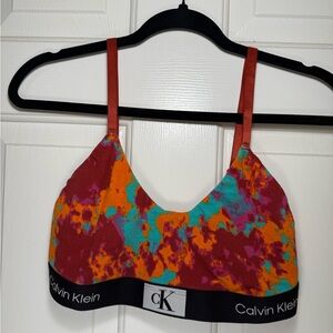 Calvin Klein Women’s Colorful Bralette, size Large.